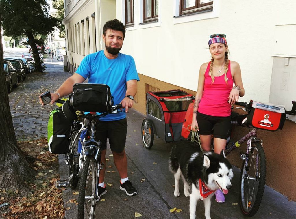 Make it heavy Temerity Site line Anastasia a plecat la drum lung pe bicicletă - Ariel Constantinof Blog